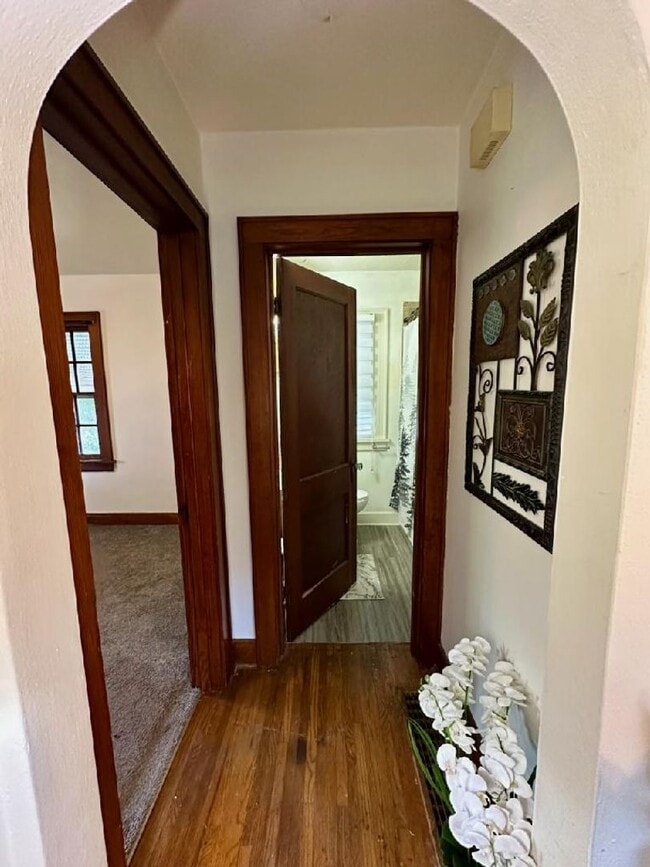 Photo - 2 bed, 1 bath home for rent in Waterloo