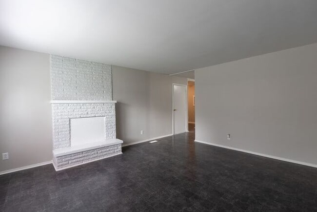 Photo - 6218 E Hampton Dr