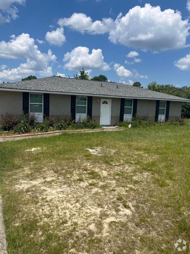 Building Photo - 2529 Kensington Dr N Rental