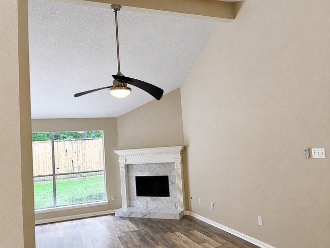 Photo - 155 S Delta Mill Cir