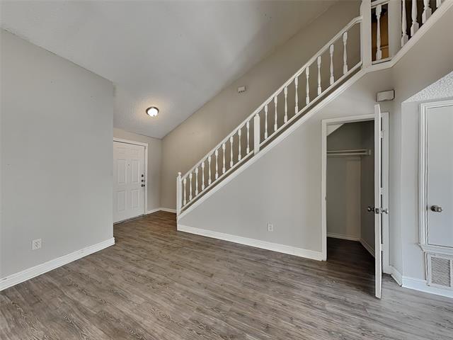 Photo - 1506 Briarpath Ln