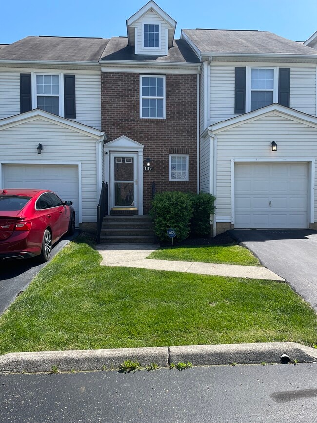 Building Photo - 1119 Green Knoll Dr Unit 1119 Rental