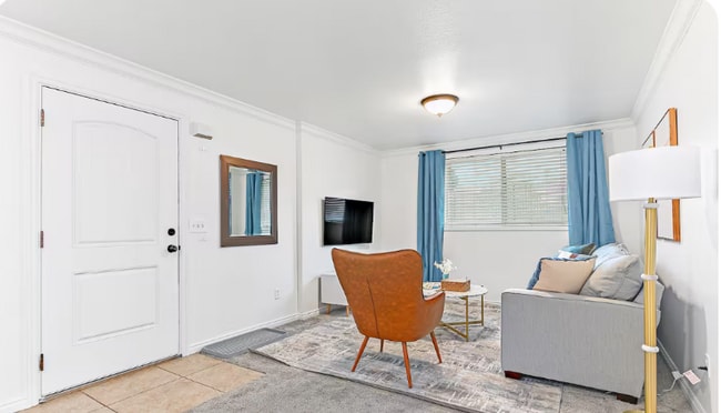 Photo - 5750 S 900 E