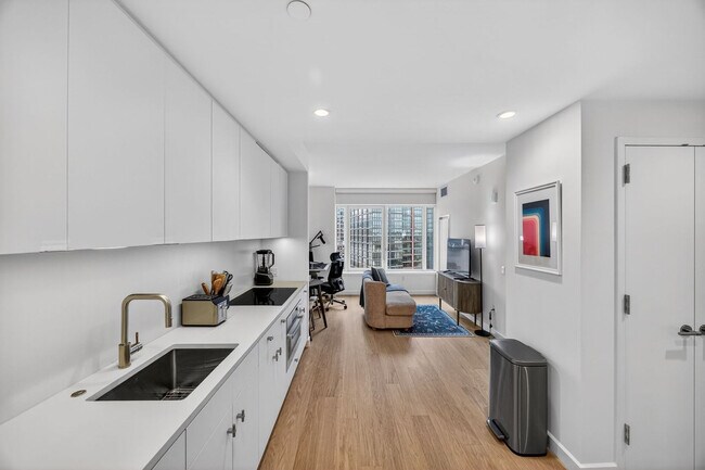 16 Dupont St Unit SI FL20-ID1471252P