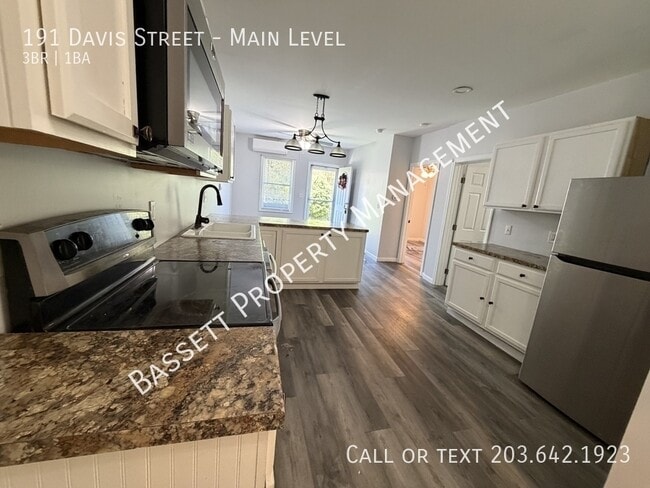 Photo - 191 Davis St