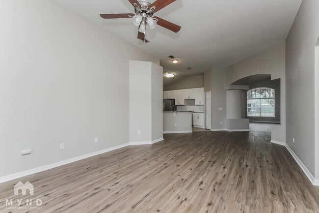 Photo - 723 Stonewyk Way Casa