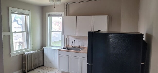 Photo - 1631 W Market St Unit 2