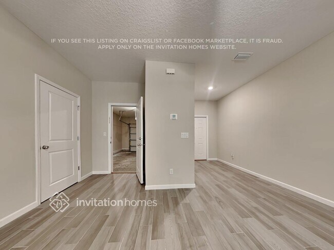 Photo - 13305 Shore Grass Dr