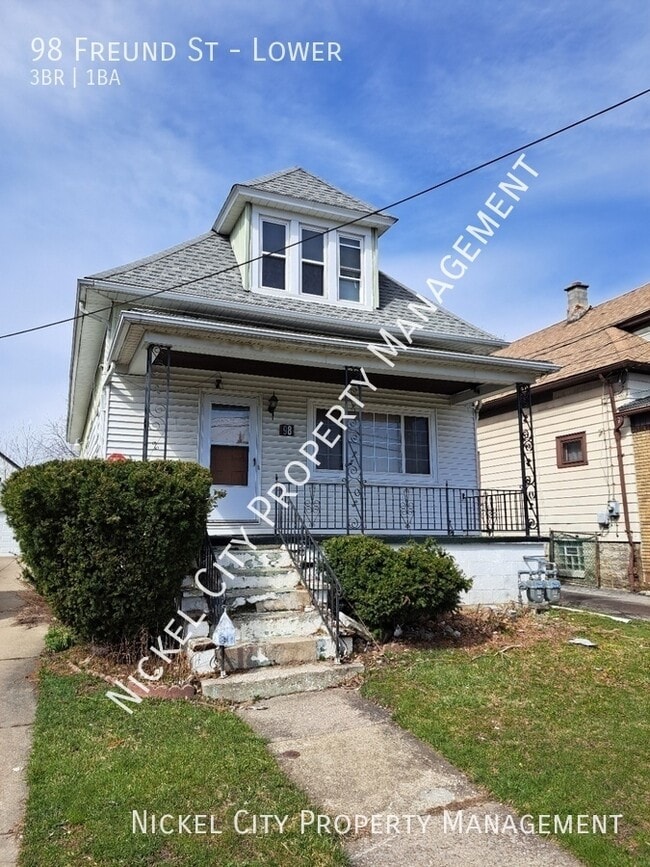Building Photo - 98 Freund St Unit Lower