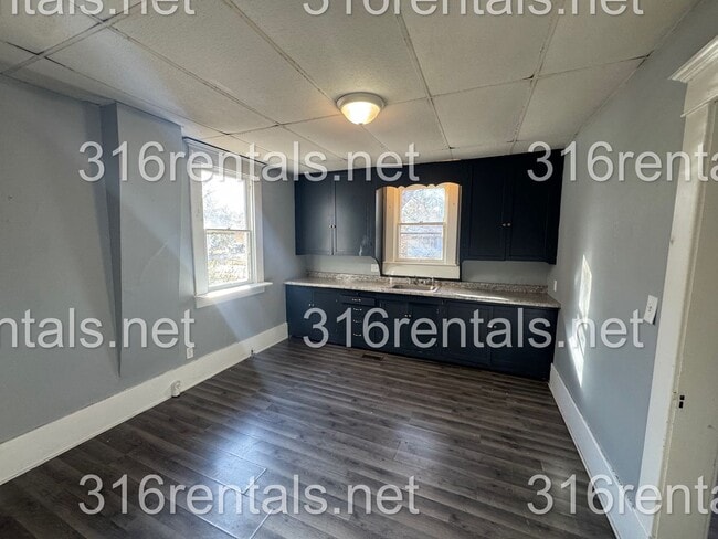 Photo - $950 - 3 bed 1 bath - Single Family Home