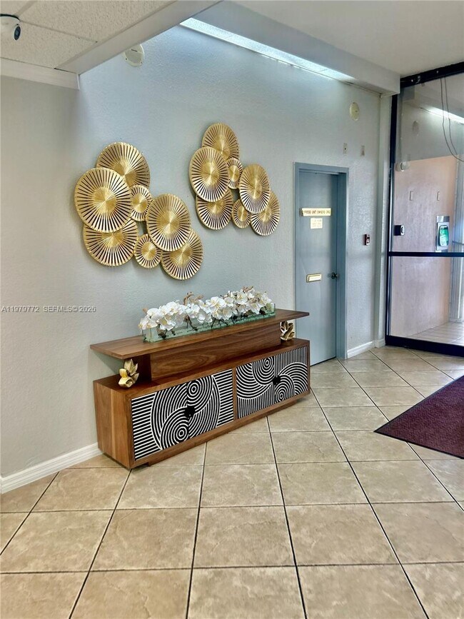 Photo - 1200 St Charles Pl Unit 606