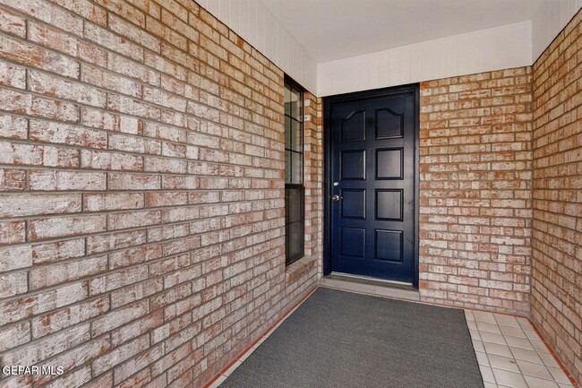 Photo - 11273 Ivanhoe Dr