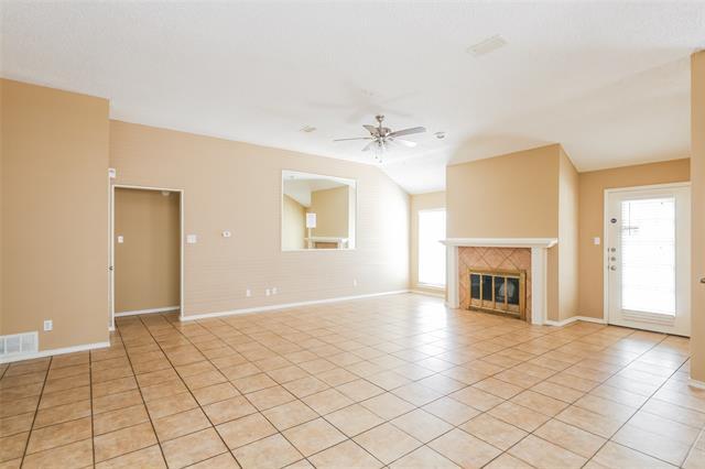 Photo - 5104 Redwater Dr