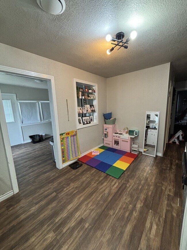 Photo - Updated 3-bedroom house with HUGE YARD!!