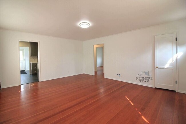 Photo - 1302 Wilson St