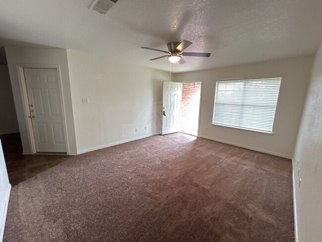 Photo - 308 Cedar Ridge Dr