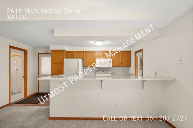 Photo - 2616 Maplewood Dr
