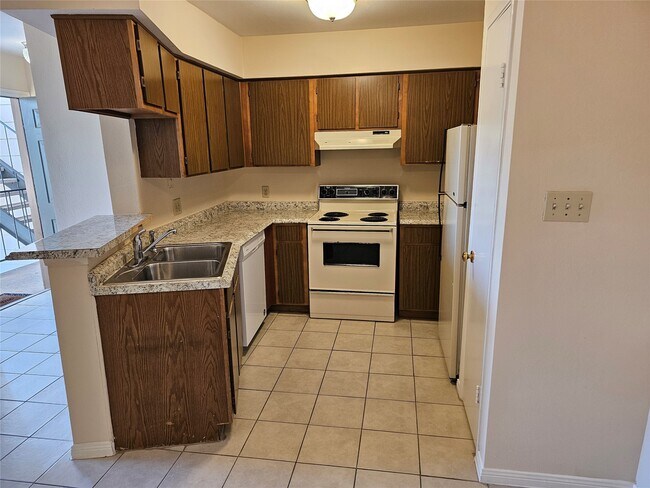 Photo - 2626 Holly Hall St Unit 1011