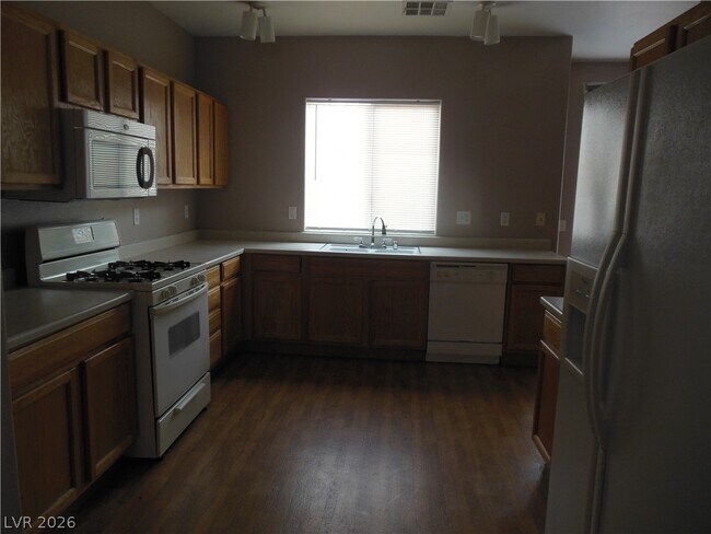 Photo - 10923 Golden Birch Pl