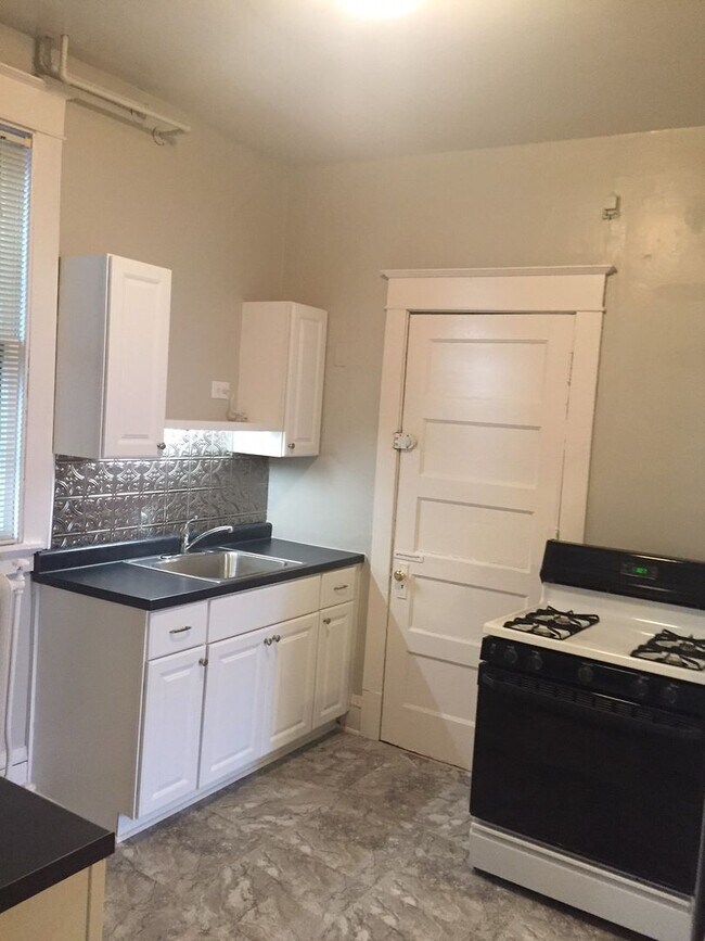 Photo - Saxony Manor