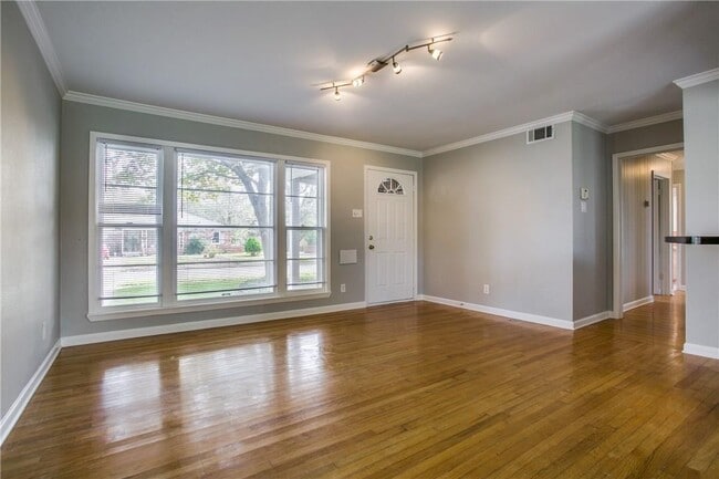Photo - Casa View Heights Gem with Huge Fenced Yard