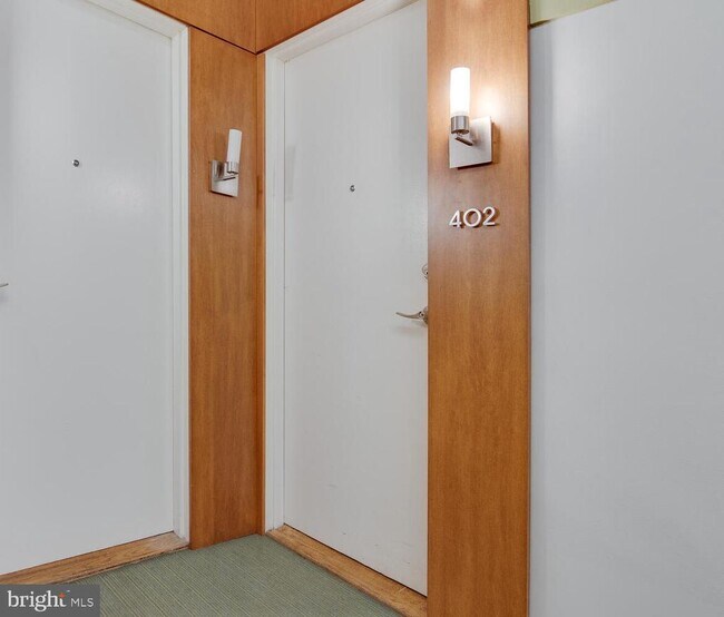 Photo - 2010 Kalorama Rd NW Unidad 402