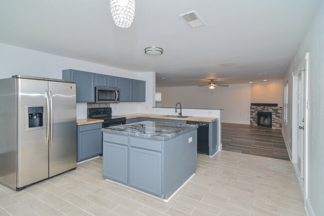 Photo - 101 Rein Dance Ln