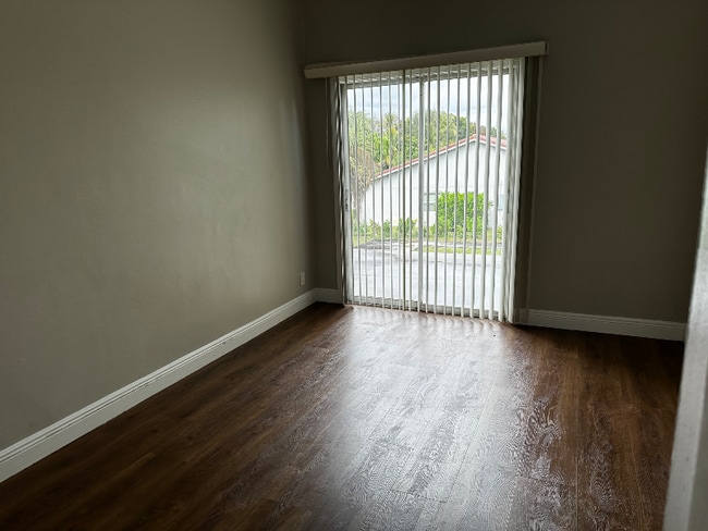 Photo - 10515 NW 37th St