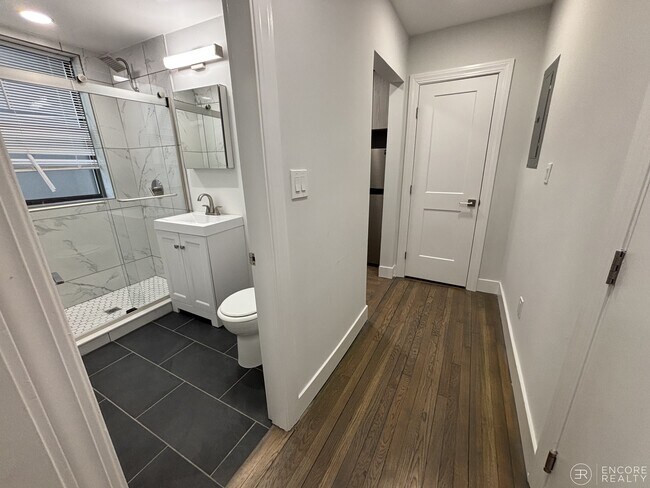 Photo - 19 Peterborough St Unit 8