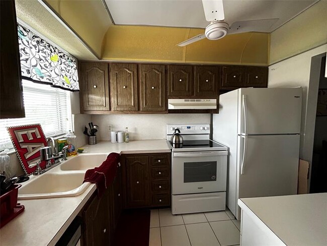 Photo - 6650 Royal Palm Blvd Unit 304C