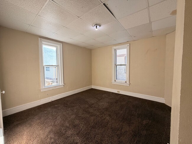 Photo - Cute 2 bed 1.5 baths house $750