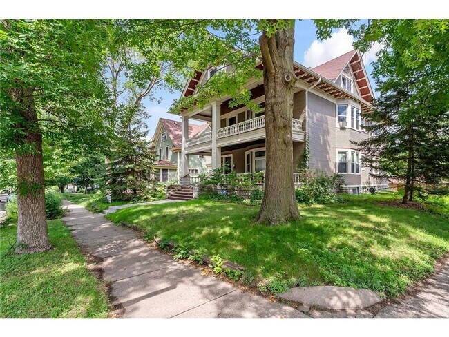 Photo - 1225 Hague Ave