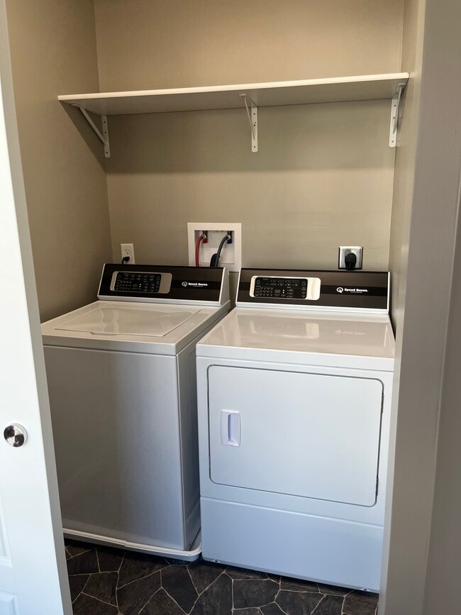 Photo - 713 4th Ave Unit 2nd floor Loft