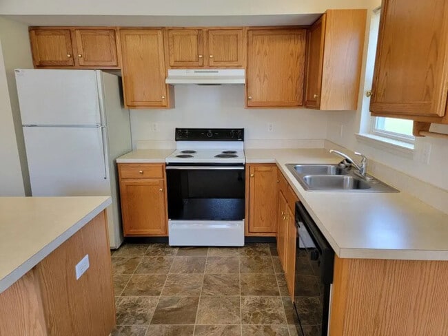 Photo - 1355 Martin Ave