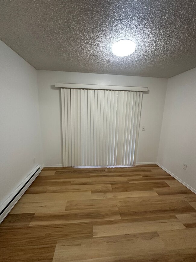 Photo - Lovely Bellevue Condo! Unit 3