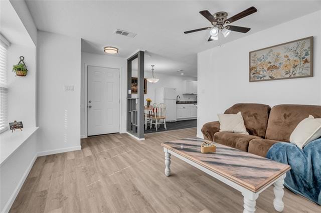 Photo - 1321 Parkway Ct