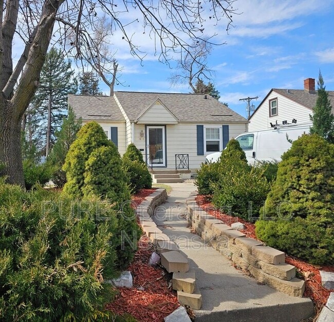 Building Photo - 1618 S 50th St