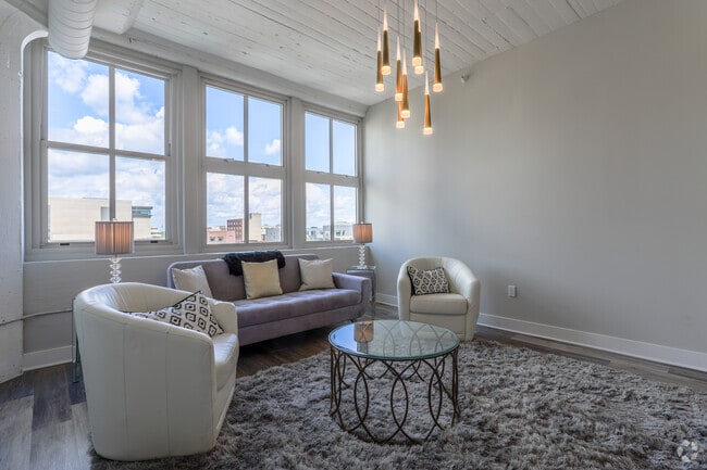 1 Bed/ 1 Bath at The Huffman