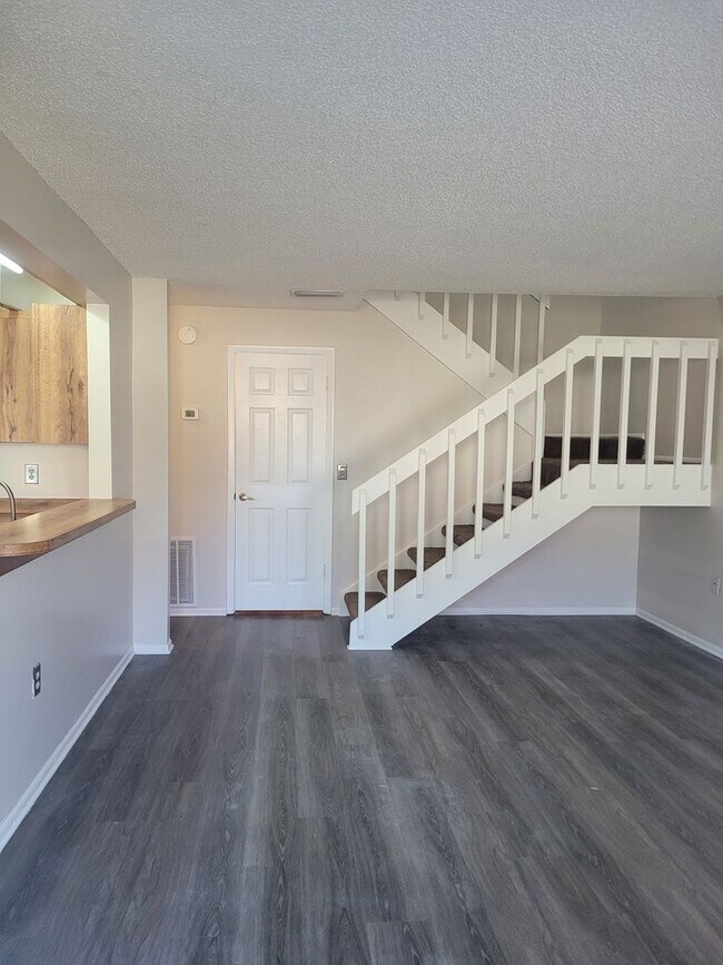 Photo - FOR RENT!! CUTE AND COZY WITH GARAGE... RECENLTY UPDATED