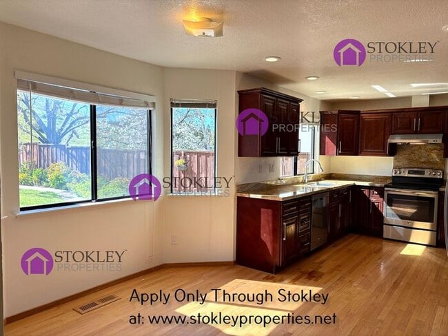 Photo - 1105 Rock Creek Way