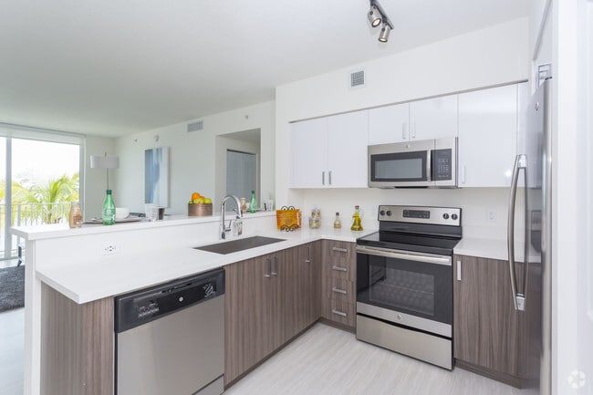 Photo - Miami Bay Waterfront Midtown Residences