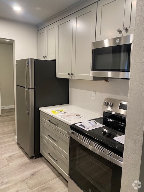 Building Photo - 2881 Cimarron Trl Unit G Rental