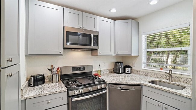 Photo - 263 22nd St N