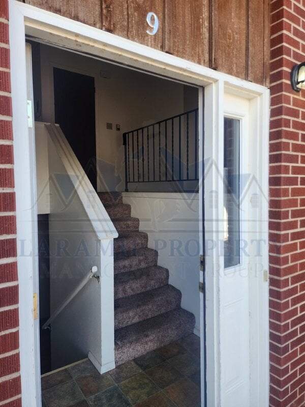 Photo - 708 Downey St Unit 9