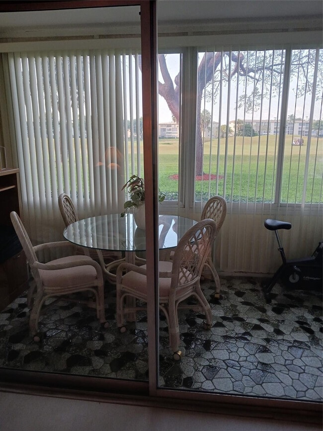 Photo - 3004 Portofino Isle