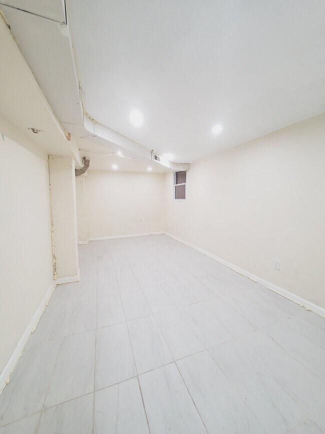 Photo - 227 Wegman Pky Unit Basement