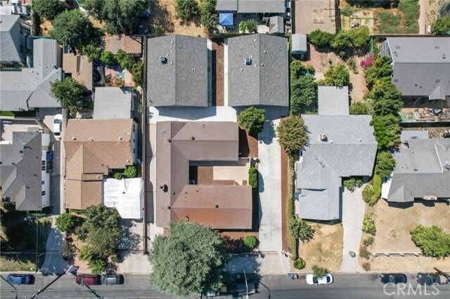 Photo - 7445 Balcom Ave