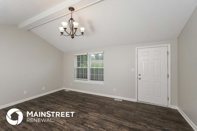 Photo - 523 River Oaks Dr