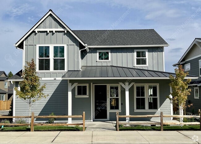 Building Photo - Gorgeous newly built in 2022 4 BR home in ...