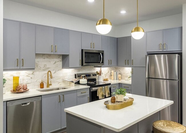 Photo - Wayfern Apartments